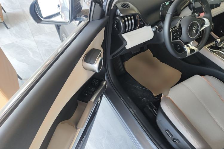 Used BYD Yuan PLUS 2024 Honor Edition 510KM Beyond Model
