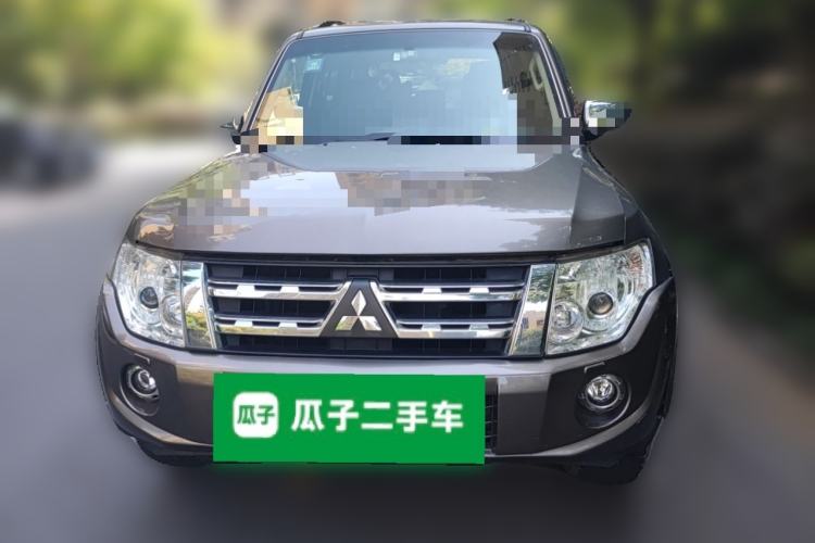 Used Mitsubishi Pajero 2014 3.0L Luxury Edition
