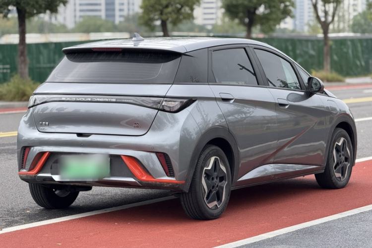 Used BYD Dolphin 2021 405 km Fashion Edition
