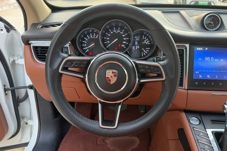 Used Zotye SR9 2017 2.0T Automatic Ultimate Light Edition
