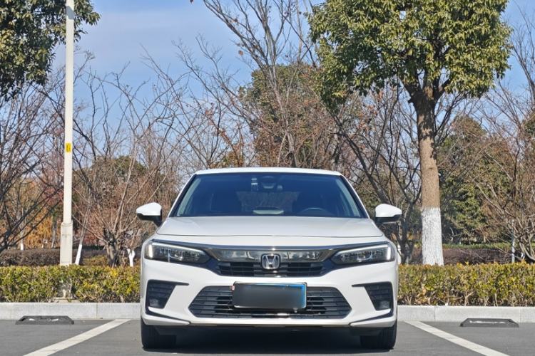 Used Honda Civic 2023 240TURBO CVT Dynamic · Center Stage Special Edition