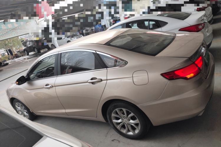 Used Geely Auto Emgrand GL 2017 1.8L Manual Elite Model
