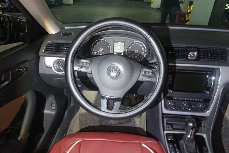 Used Volkswagen Passat 2014 1.8TSI DSG Prestige Edition

