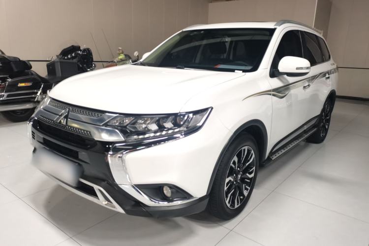 Used Mitsubishi Outlander 2020 2.4L 4x4 Zhi Xiang Edition 5 Seats
