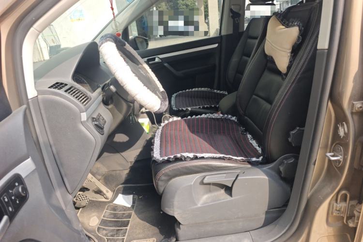 Used Volkswagen Touran 2015 1.4T Manual Fashion Edition 5-Seater
