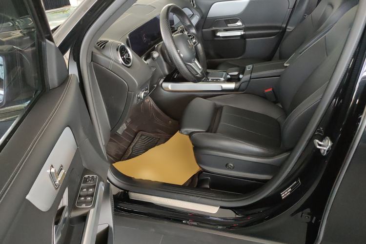 Used Mercedes-Benz GLB 2023 Refresh GLB 200 Fashion Edition
