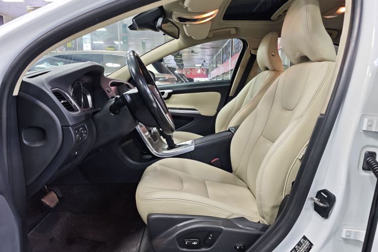 Used Volvo S60 2016 S60L T4 Zhiyuan Edition