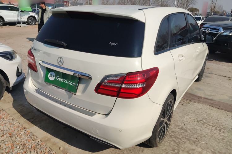 Used Mercedes-Benz B-Class 2015 B 200 Luxury Model