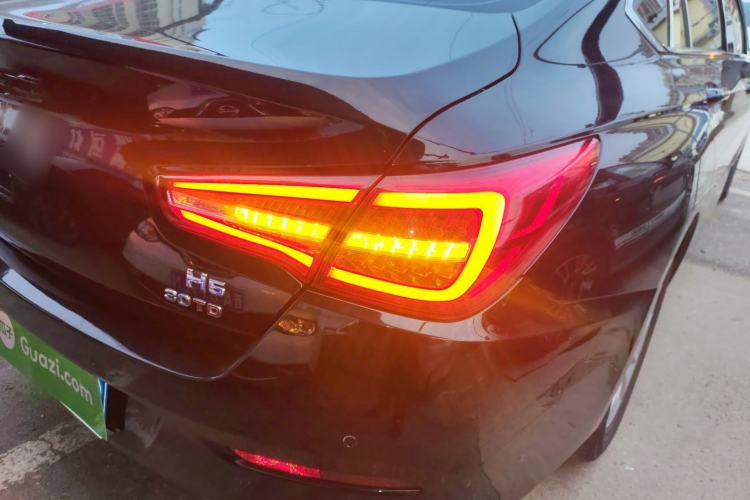 Used Hongqi H5 2019 30TD Dynamic Edition
