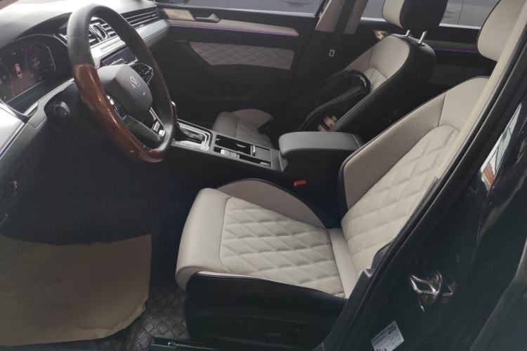 Used Volkswagen Magotan 2023 2 Million Units Commemorative Edition 330TSI DSG Luxury Version
