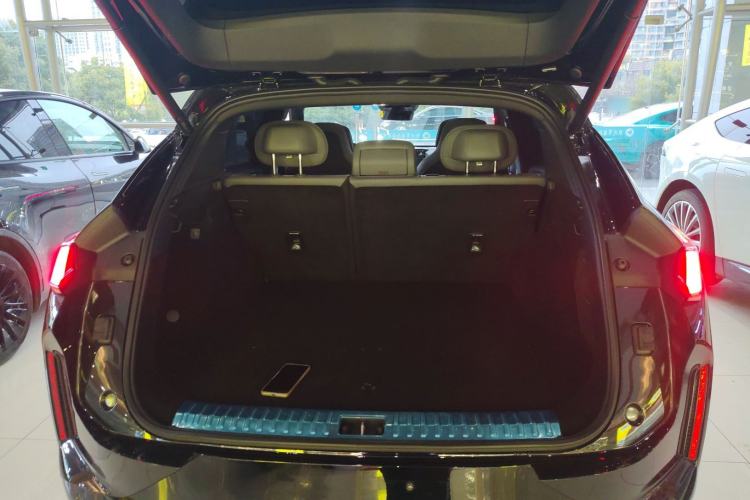 Used Lynk & Co 08 EM-P 2025 245km Ultra-Long Range Halo