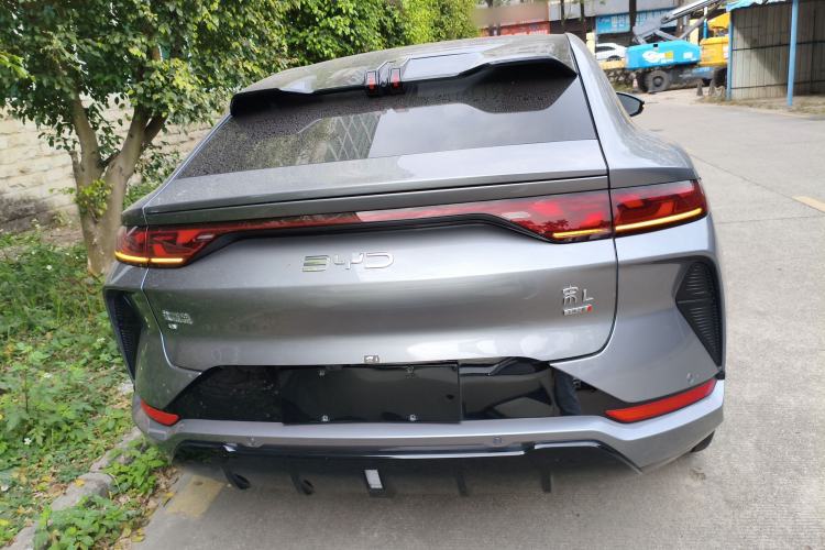 Used BYD Song L EV 2025 Intelligent Driving Version 662 km LiDAR Excellence Edition
