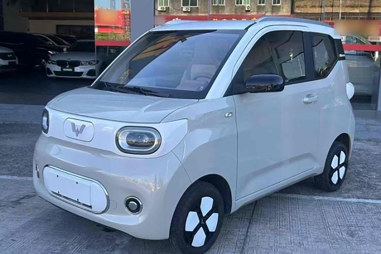 Used Wuling Hongguang MINIEV 2024 3rd Generation 215km Advanced Version
