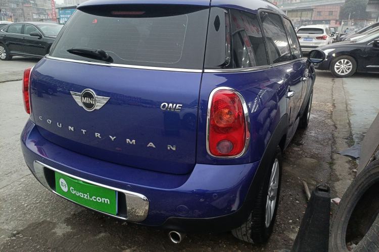 Used  Countryman 2014 1.6L ONE
