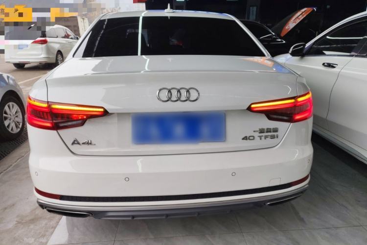 Used Audi A4L 2018 30th Anniversary Edition 40 TFSI Fashion Model
