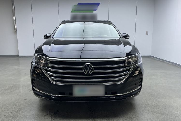 Used Volkswagen Viloran 2023 380TSI Luxury Edition

