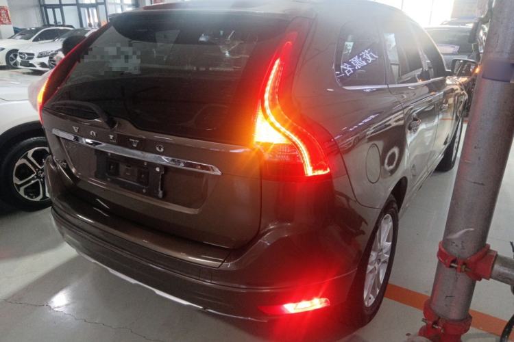 Used Volvo XC60 2015 T5 Smart Upgrade Model
