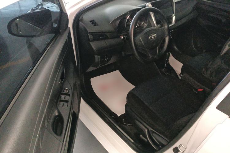 Used Toyota YARiS L 2020 1.5L CVT Leading Edition
