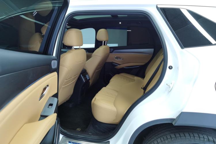 Used BYD Song L DM-i 2024 112 km Beyond Edition
