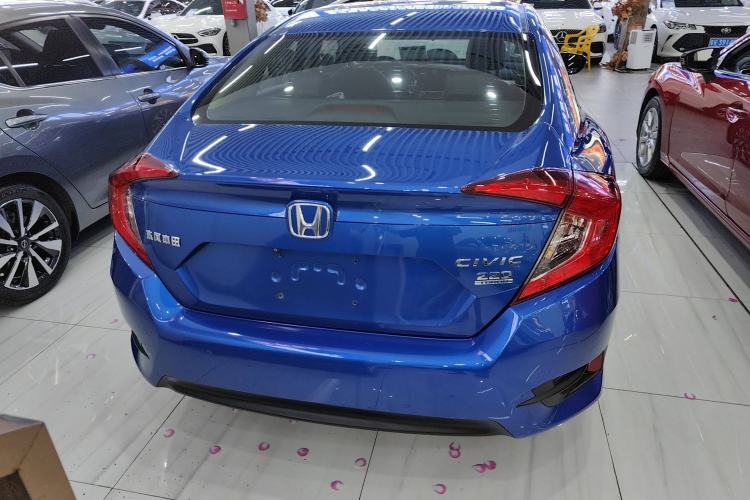 Used Honda Civic 2016 220TURBO CVT Luxury Edition
