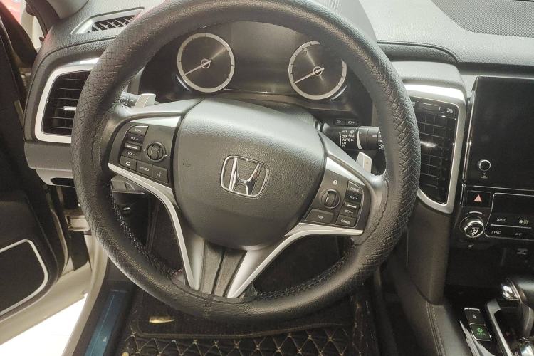 Used Honda UR-V 2017 240TURBO Two-Wheel Drive Luxury Edition China V