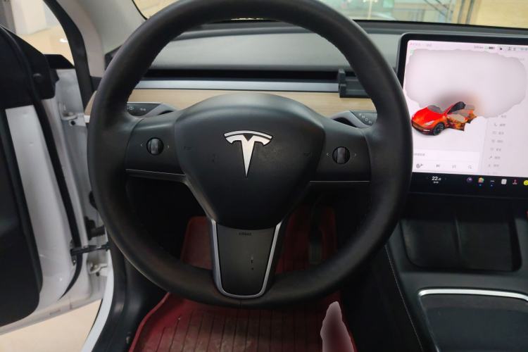 Used Tesla Model Y 2021 Long-Range All-Wheel-Drive Version 3D7