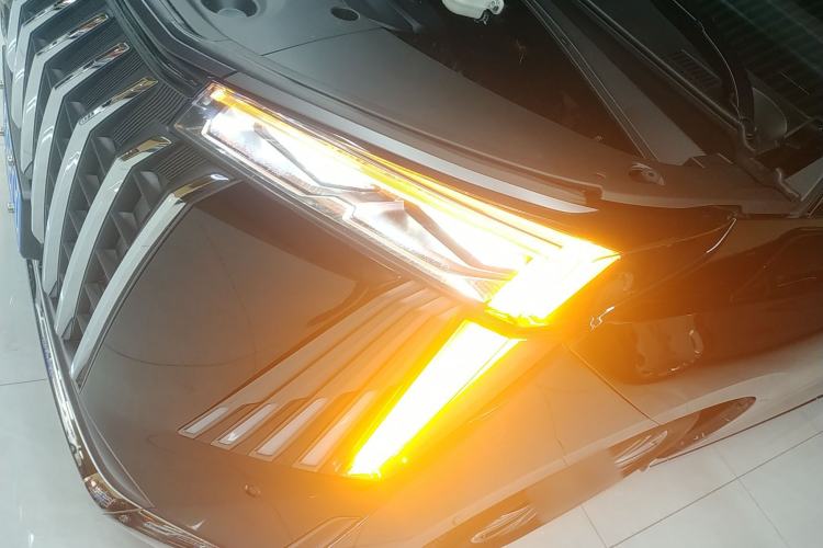 Used GAC Trumpchi M8 2024 Master Series 400T Prestige Edition
