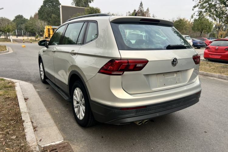 Used Volkswagen Tiguan L 2017 330TSI Automatic Two-Wheel Drive Luxury Edition
