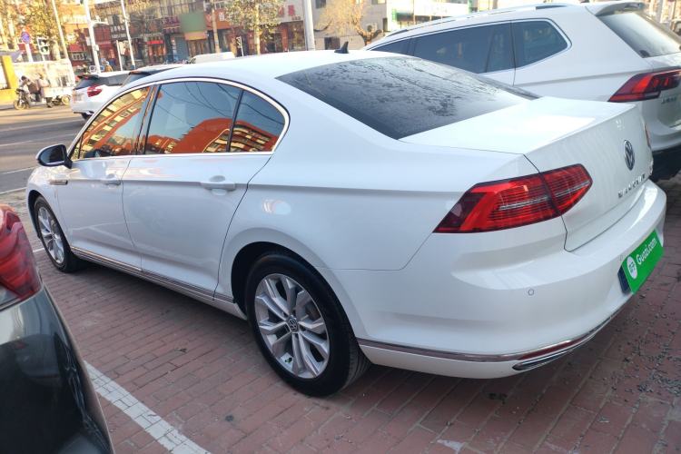 Used Volkswagen Magotan 2019 330TSI DSG Luxury Model China V Standard
