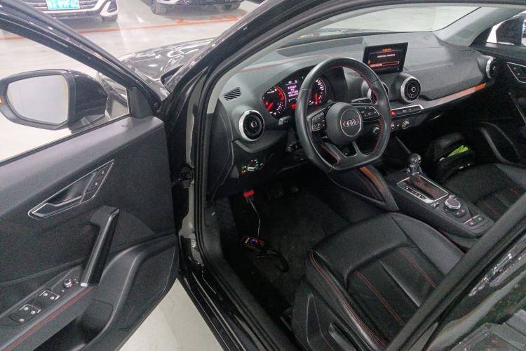 Used Audi Q2L 2022 35 TFSI Progressive Dynamic Edition
