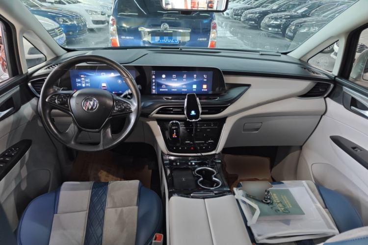 Used Buick GL8 2023 ES Lu Zun Deluxe and Yue Edition
