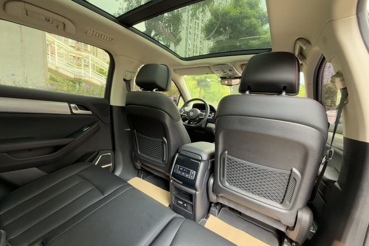 Used BYD Tang New Energy 2018 DM 2.0T All-Wheel Drive Smart Connect Elite 7-Seater China V Emission Standard
