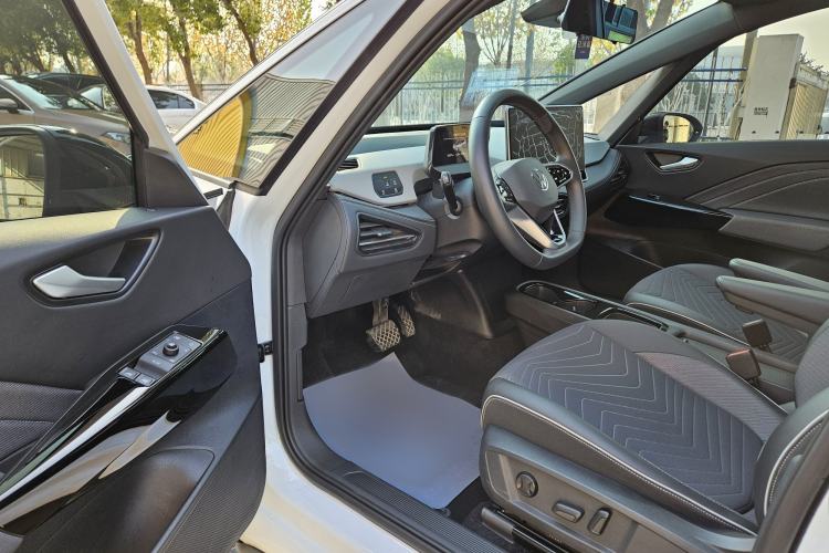 Used Volkswagen ID.3 2025 Smart Edition Outstanding Model
