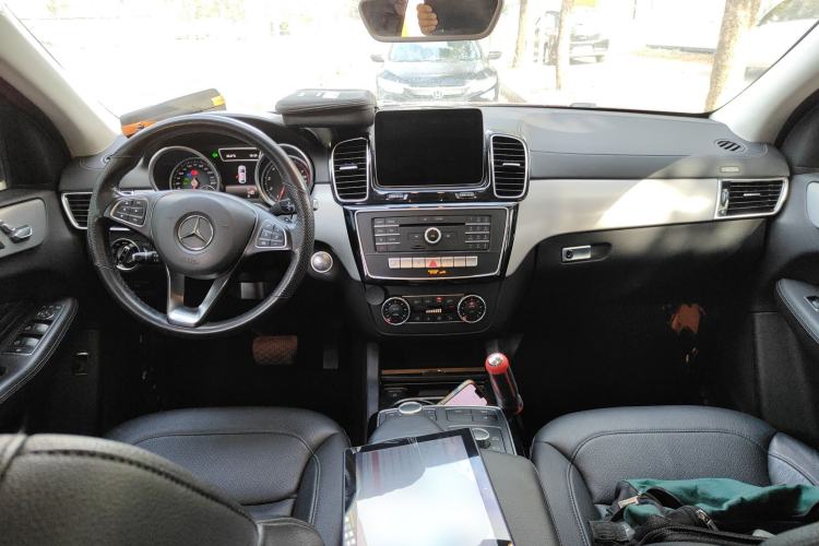 Used Mercedes-Benz GLE Coupe 2018 GLE 400 4MATIC Coupe SUV
