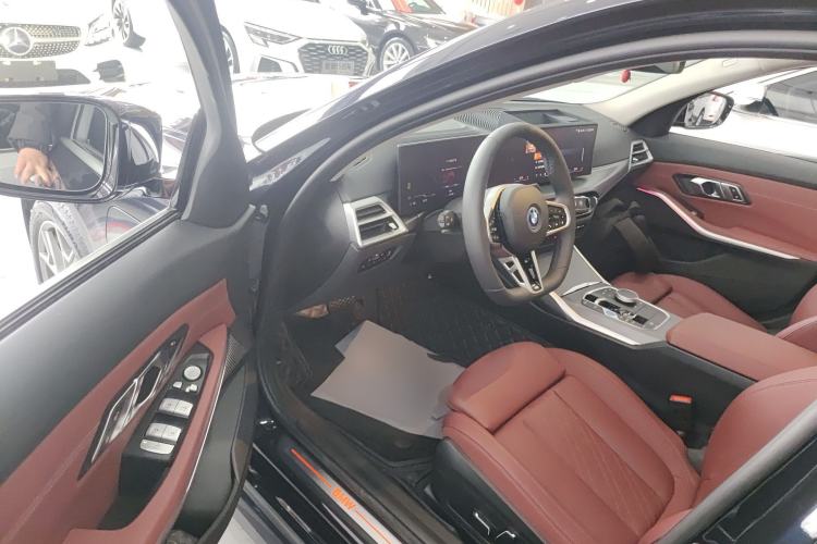 Used BMW i3 2025 eDrive 35 L