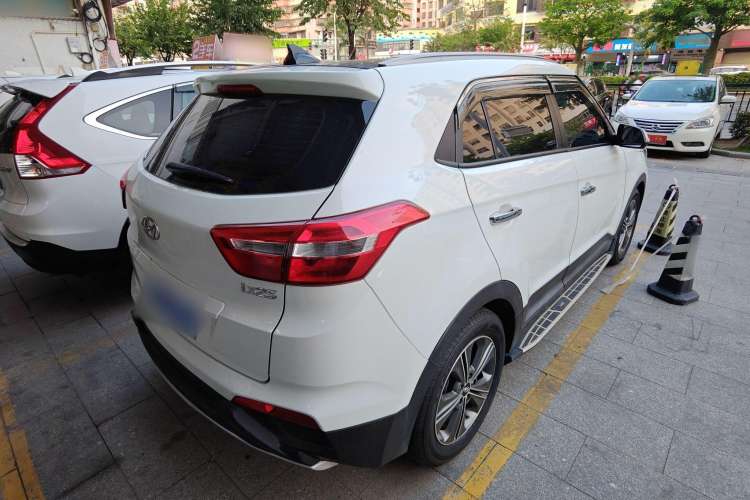 Used Hyundai ix25 2015 1.6L Automatic Two-Wheel Drive Smart GLS Trim
