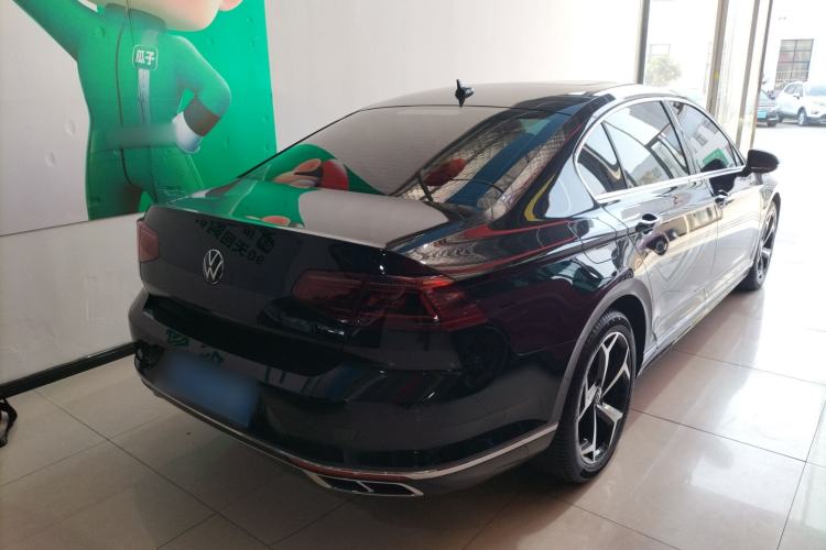 Used Volkswagen Magotan 2023 2 Million Units Limited Edition 330TSI DSG Leading Version