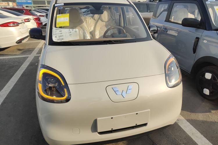 Used Wuling Hongguang MINIEV 2025 Four-Door Version Advanced Edition
