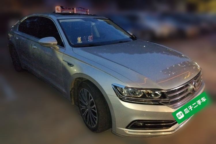 Used Volkswagen Phideon 2018 Revised Version 380TSI Two-Wheel Drive Business Edition
