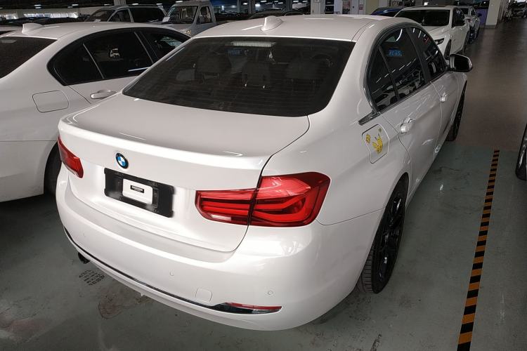 Used BMW 3 Series 2017 318Li Fashion Model
