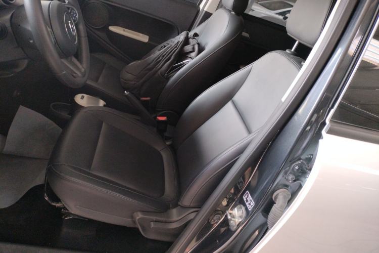 Used ORA Black Cat 2019 351 km Family Edition
