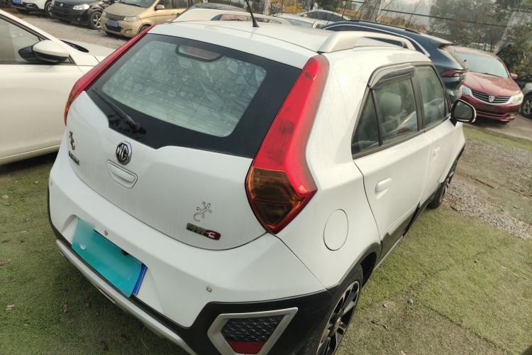 Used MG 3SW 2015 1.5L AMT Elite Version
