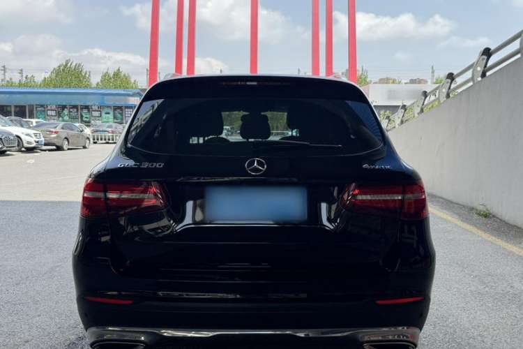 Used Mercedes-Benz GLC 2017 GLC 200 4MATIC
