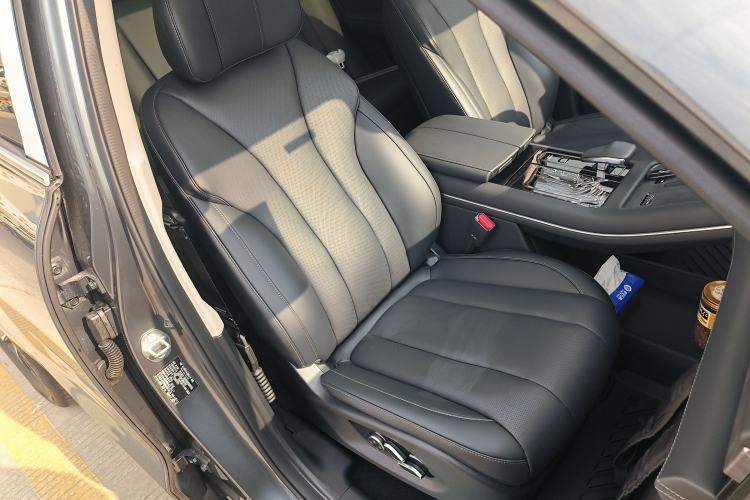 Used Hima AITO M7 2024 1.5T Rear-Drive Plus Version 5 Seats
