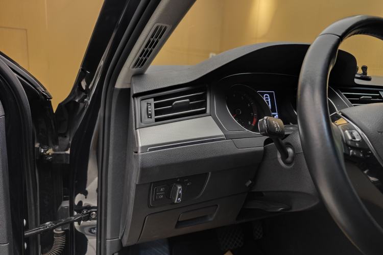 Used Volkswagen Magotan 2019 280TSI DSG Comfort Model China VI Standard
