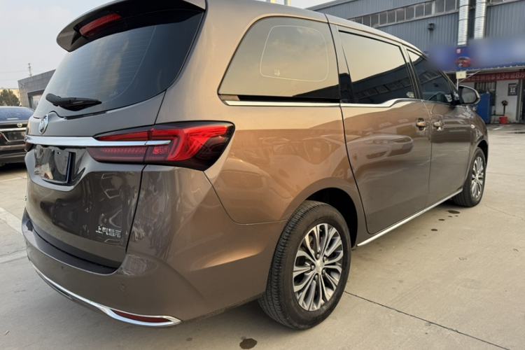 Used Buick GL8 2023 Land Executive Class Smart Enjoyment Model
