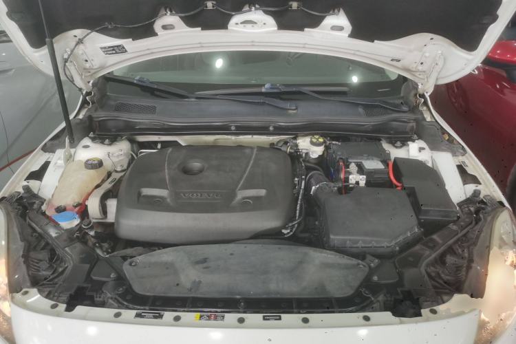 Used Volvo V40 2016 T3 Smart Edition
