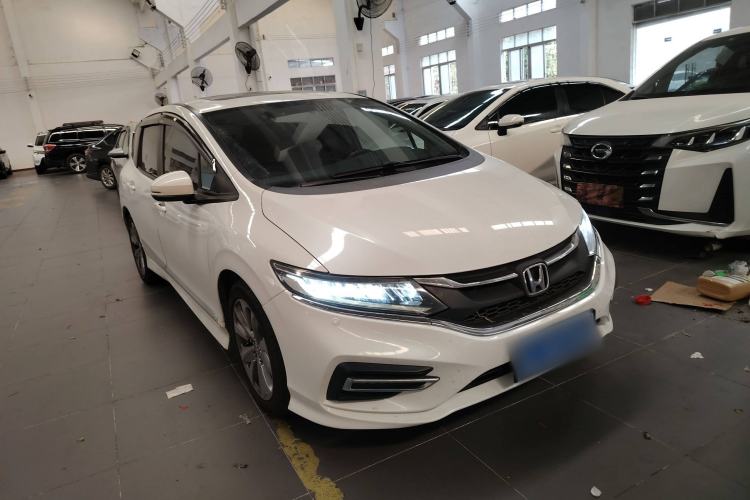 Used Honda Jade 2017 1.8L automatic Comfort version 5 seats
