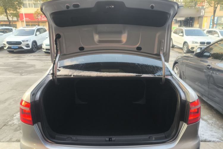 Used Volkswagen Lavida 2013 Revised Version 1.4 TSI DSG Comfort Edition