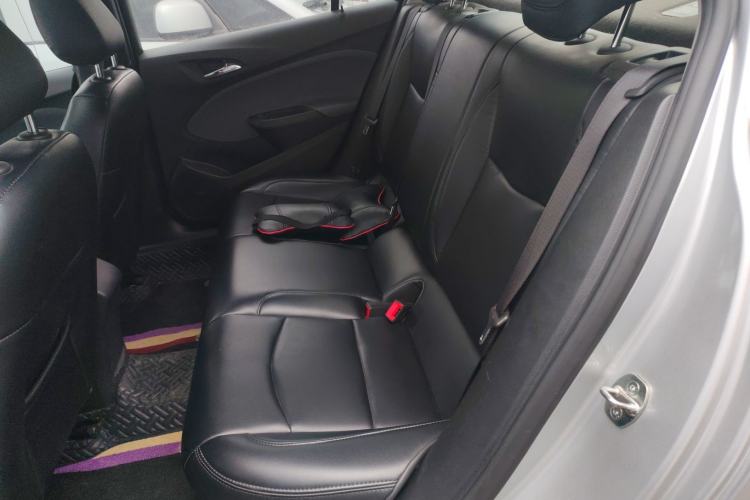 Used Chevrolet Cruze 2018 Redline 320 Automatic Pioneer Edition